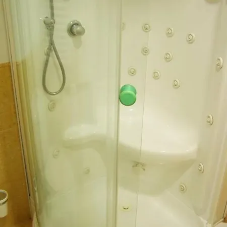 Grande, Luminoso Y Con Garage, 3 En El Camino De Santiago 아파트