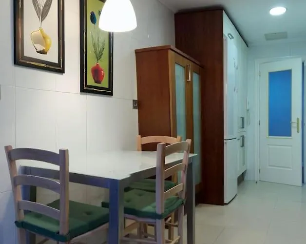 Grande, Luminoso Y Con Garage, 3 En El Camino De Santiago 아파트 Burgo